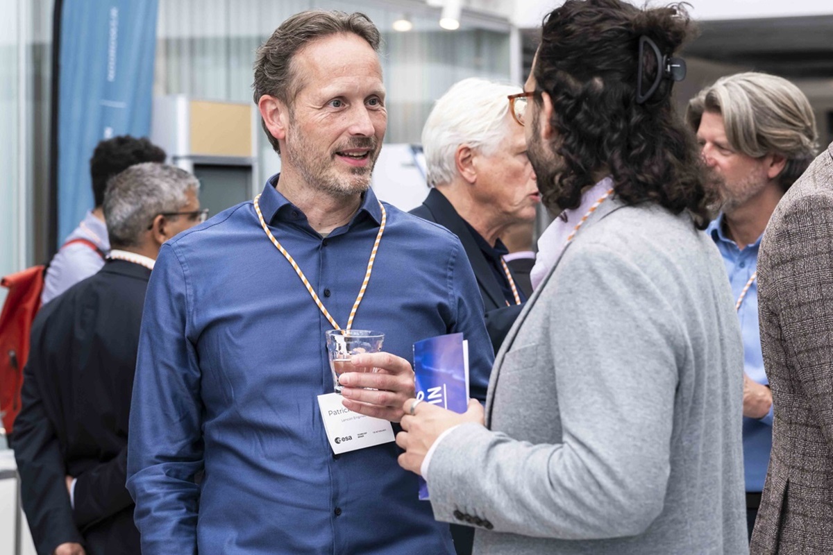 space and non-space business professionals during the networking session